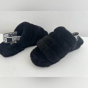 UGG Black Fluff Yeah Slides slippers Sandals size 7 soft fluffy excellent